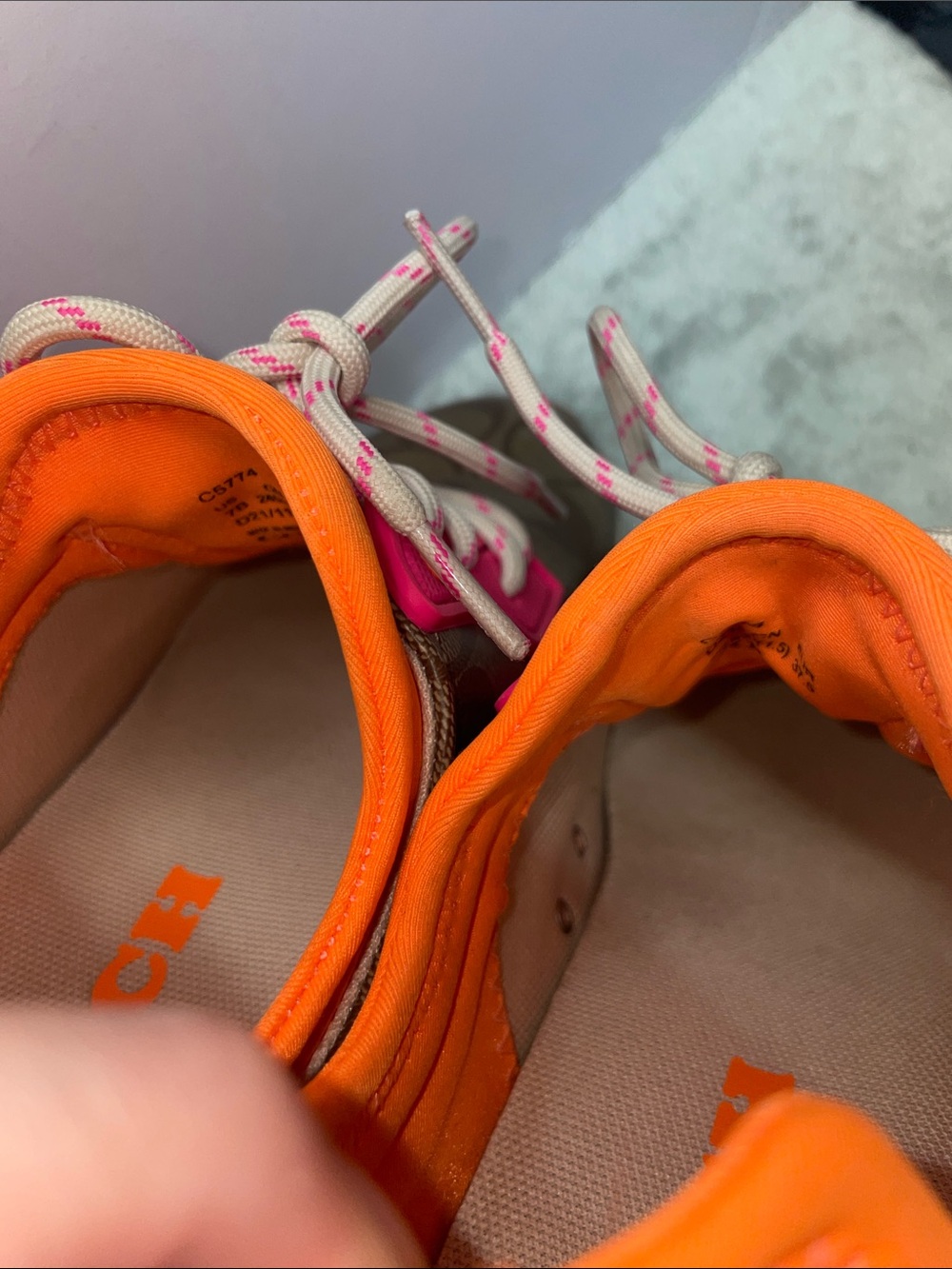 Coach Runner Woman’s Sneakers - Picture 8 of 8